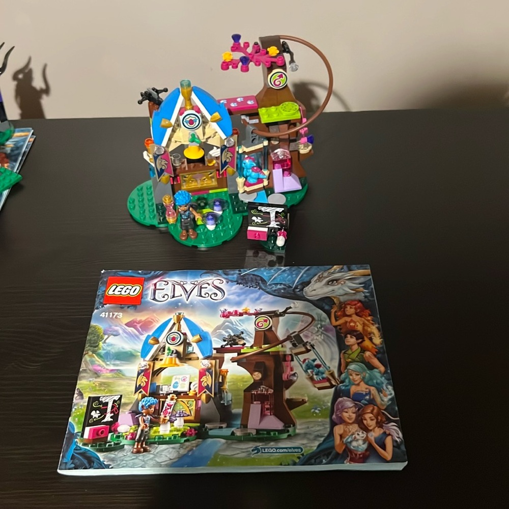 Retired Lego Elves 41173 set